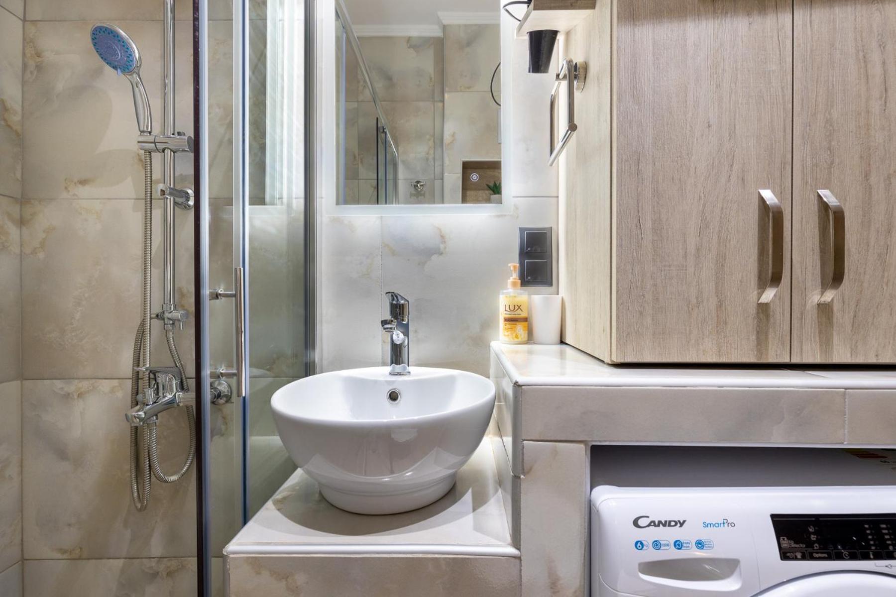Cozy Downtown Apartment Ksanti Zewnętrze zdjęcie